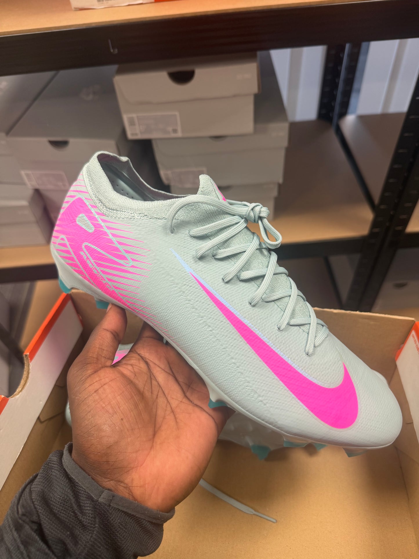 AIR ZOOM PRO GREY